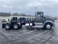 2025 Peterbilt 579