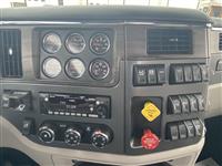 2025 Peterbilt 579