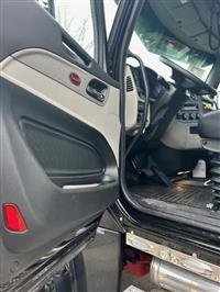 2025 Peterbilt 567