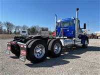 2025 Peterbilt 567