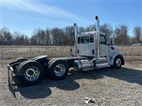 2025 Peterbilt 567
