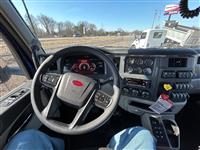 2025 Peterbilt 567