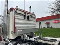 2022 Peterbilt 389