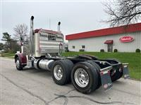 2022 Peterbilt 389