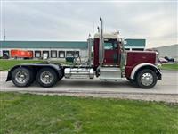 2022 Peterbilt 389