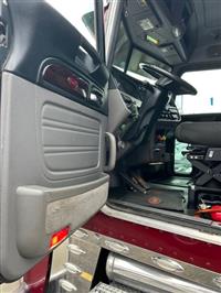 2022 Peterbilt 389