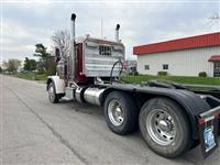 2022 Peterbilt 389