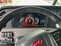 2022 Peterbilt 389
