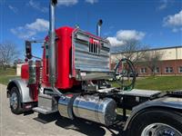 2023 Peterbilt 389
