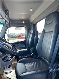 2025 Peterbilt 567
