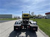 2024 Peterbilt 389