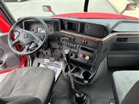 2018 International LT625