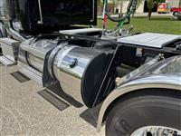 2024 Peterbilt 389