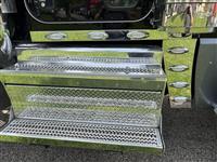 2024 Peterbilt 389