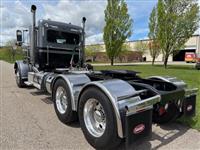 2024 Peterbilt 389
