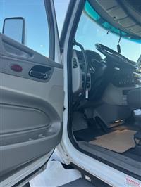 2021 Peterbilt 