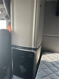 2020 Peterbilt 579