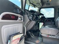2022 Peterbilt 389
