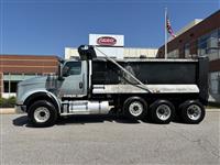 2022 International HX620