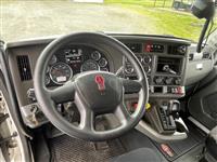 2017 Kenworth T880S