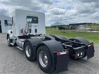 2017 Kenworth T880S