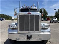 2023 Peterbilt 389