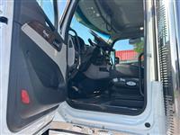 2026 Peterbilt 589