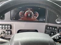 2023 Peterbilt 389