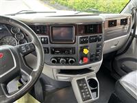 2017 Peterbilt 567