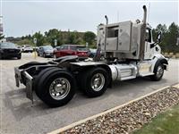 2017 Peterbilt 567