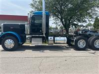 2023 Peterbilt 389