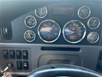 2019 Peterbilt 389