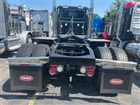 2022 Peterbilt 389