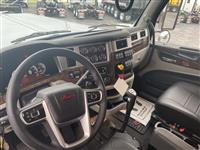 2025 Peterbilt 589