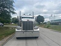 2020 Peterbilt 389