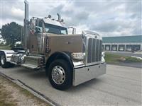 2020 Peterbilt 389