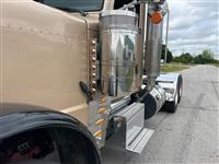 2020 Peterbilt 389