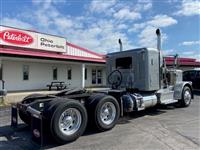 2023 Peterbilt 389