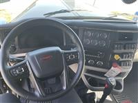 2026 Peterbilt 589