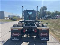 2026 Peterbilt 589