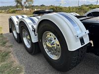 2026 Peterbilt 589