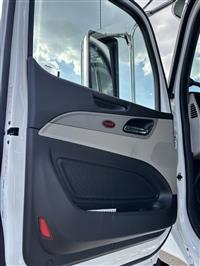 2026 Peterbilt 589