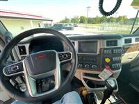 2026 Peterbilt 589