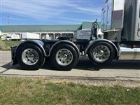 2025 Peterbilt 589