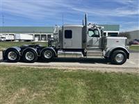 2025 Peterbilt 589