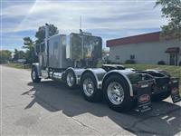 2025 Peterbilt 589