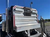 2022 Peterbilt 389