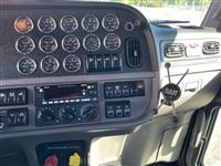 2022 Peterbilt 389