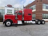 2023 Peterbilt 389
