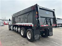 2025 Peterbilt 567
